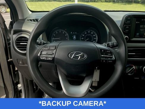 Used 2021 Hyundai Kona SE FWD image 4