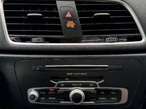 Used 2017 Audi Q3 2.0T Premium image 17