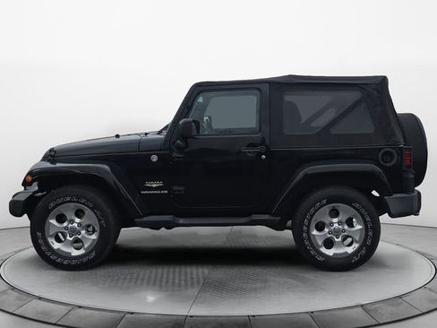Used 2015 Jeep Wrangler Sahara image 2