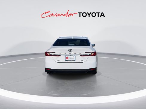 Certified 2025 Toyota Camry SE w/ Convenience Package image 7