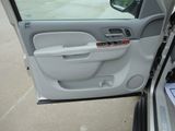Used 2013 Chevrolet Suburban LTZ image 3