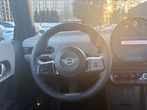 Used 2025 MINI Cooper S image 15