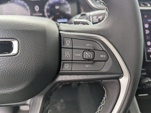 New 2025 Jeep Grand Cherokee Laredo X image 19