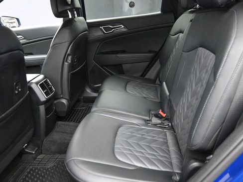 Used 2023 Kia Sportage X-Line w/ X-Line Premium Package AWD/4WD image 12