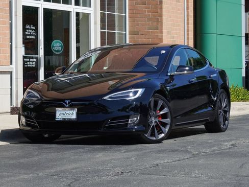 Used 2019 Tesla Model S Performance AWD/4WD image 1