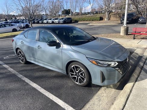 Used 2024 Nissan Sentra SR image 10