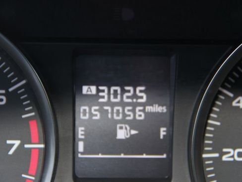 Used 2015 Subaru Crosstrek 2.0i Premium image 21