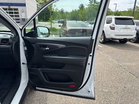 Used 2022 Honda Pilot Special Edition image 19