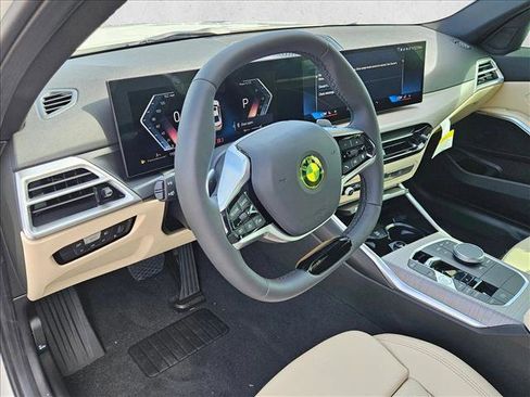 New 2026 BMW 330i Sedan image 3