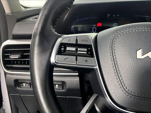 Used 2025 Kia Telluride S AWD/4WD image 18