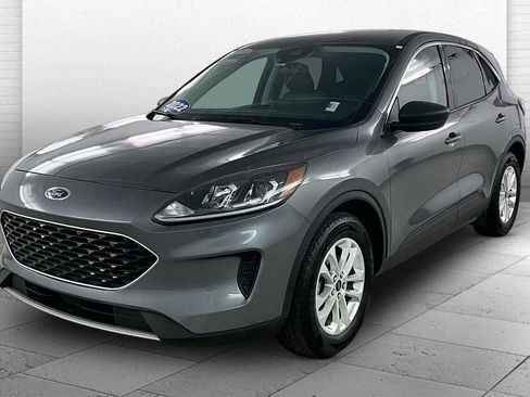 Used 2022 Ford Escape SE w/ Convenience Package image 3