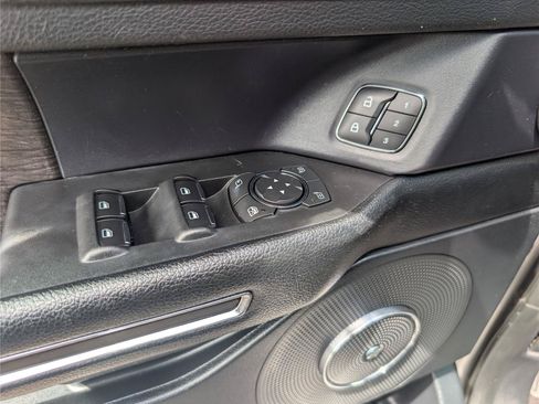 Used 2021 Ford Expedition Max Limited AWD/4WD image 21