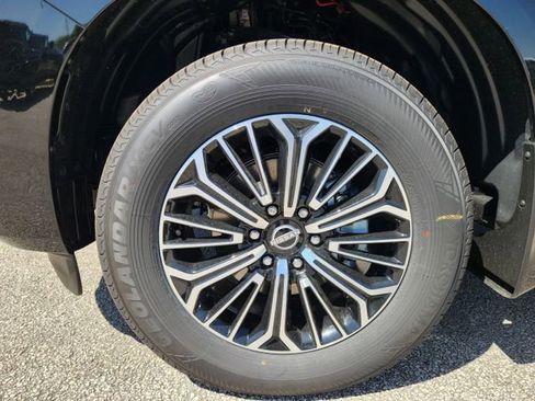 New 2025 Nissan Armada Platinum w/ Convenience Package image 8