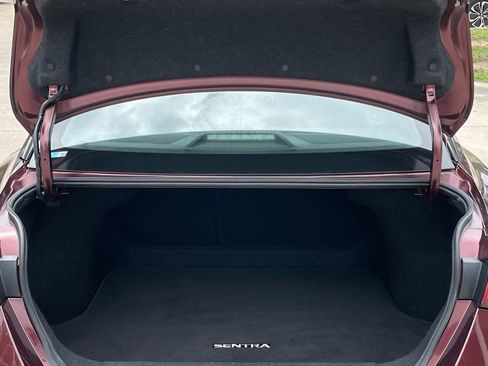 Used 2024 Nissan Sentra SV FWD image 26