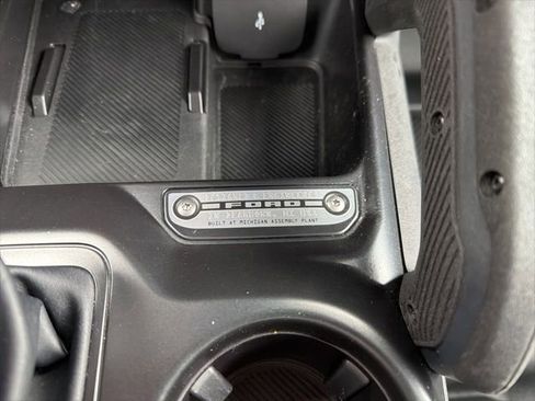 Certified 2025 Ford Bronco Badlands image 34