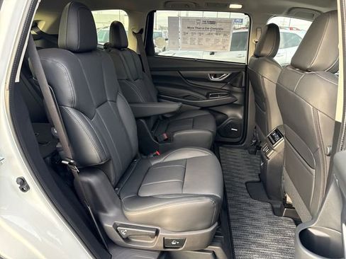 New 2026 Subaru Ascent Limited image 10