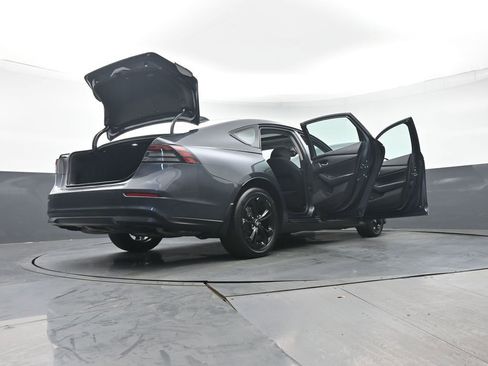 Used 2025 Honda Accord SE image 53