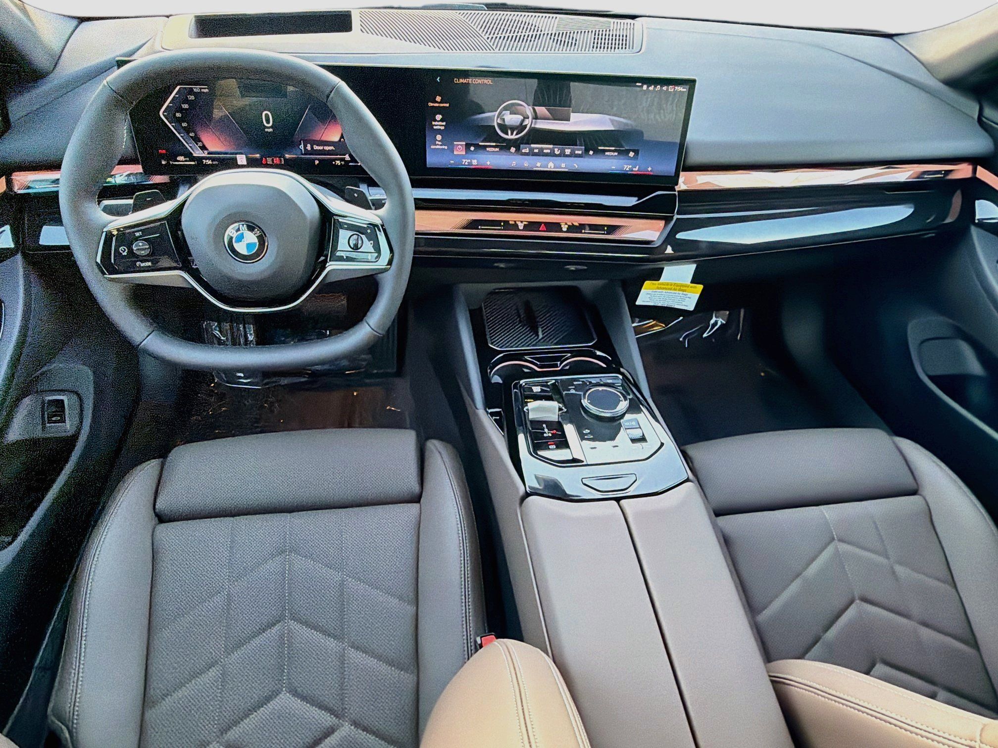 New 2027 BMW 530i RWD image 16