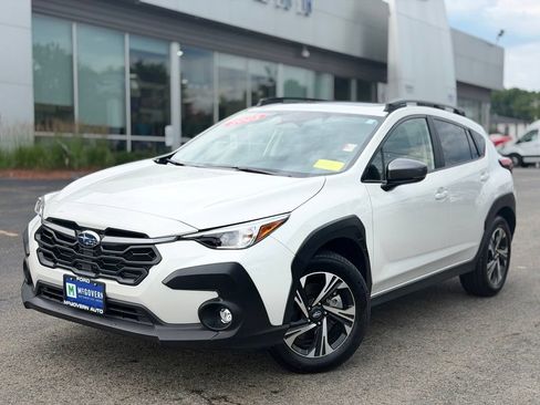 Used 2025 Subaru Crosstrek 2.5i Premium AWD/4WD image 1