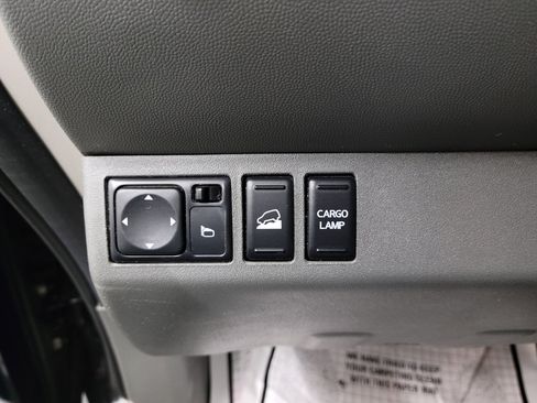 Used 2021 Nissan Frontier SV w/ Midnight Edition Floor Mats image 26
