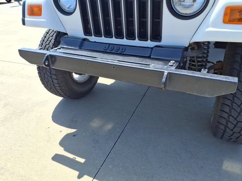 Used 2005 Jeep Wrangler SE AWD/4WD image 18