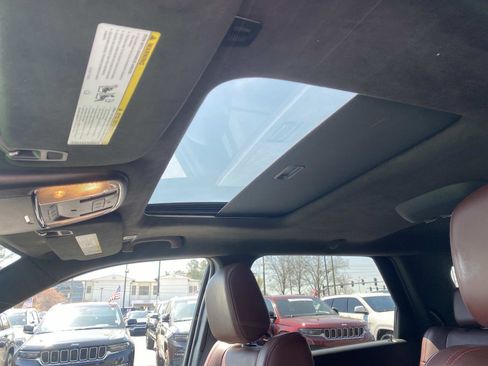 Certified 2024 Dodge Durango R/T image 29