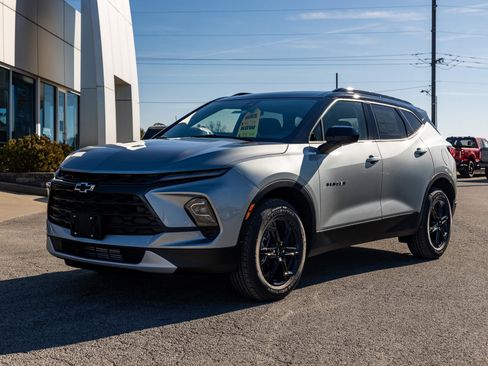 New 2026 Chevrolet Blazer LT w/ Convenience Package image 1