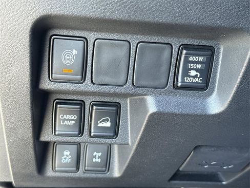 Certified 2022 Nissan Frontier PRO-4X w/ Pro-4X Premium Package image 31