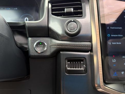 Used 2025 Ford F150 Lightning Lariat AWD/4WD image 44