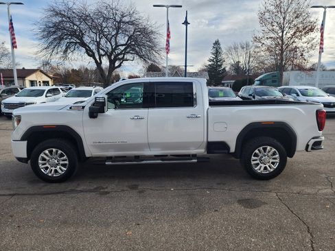 Used 2020 GMC Sierra 2500 Denali w/ Denali Ultimate Package image 8