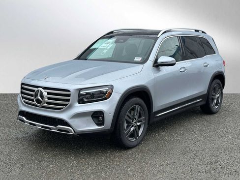 New 2026 Mercedes-Benz GLB 250 4MATIC image 7