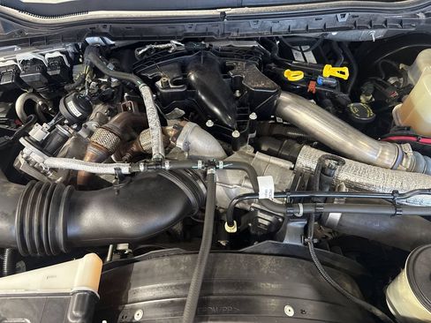 Used 2017 Ford F350 XL w/ Power Equipment Group AWD/4WD image 45