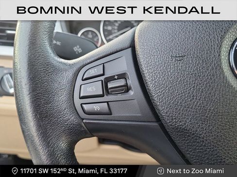 Used 2018 BMW 320i xDrive Sedan image 11