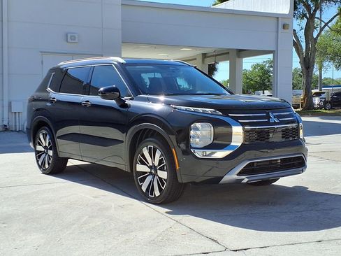 Used 2026 Mitsubishi Outlander SEL FWD image 5