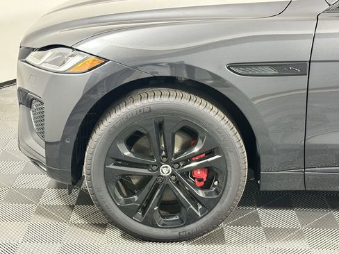 Used 2026 Jaguar F-PACE R-Dynamic S AWD/4WD image 9