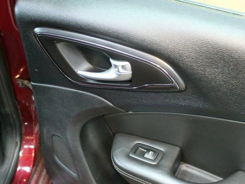 Used 2016 Chrysler 200 S w/ Sun & Sound Group image 13