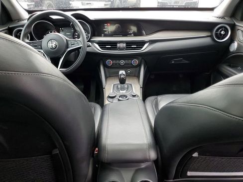 Used 2018 Alfa Romeo Stelvio Ti AWD/4WD image 20
