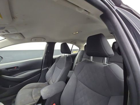 Used 2022 Toyota Corolla LE image 40