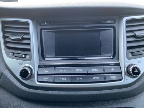 Used 2017 Hyundai Tucson SE image 27