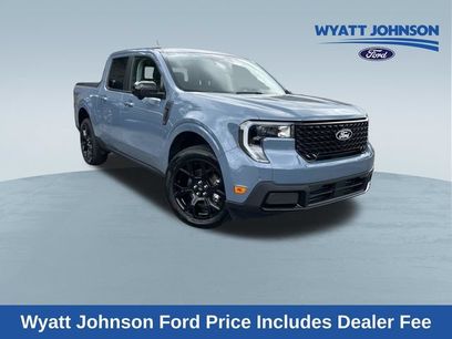 Used 2025 Ford Maverick Lariat w/ Black Appearance Package