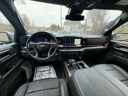 Used 2024 Chevrolet Silverado 1500 High Country AWD/4WD image 22