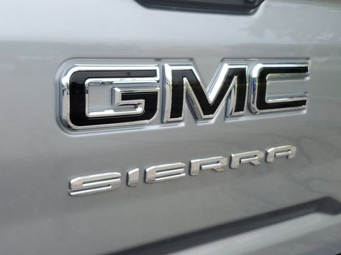 New 2026 GMC Sierra 2500 SLE w/ SLE Value Package; AWD/4WD image 9