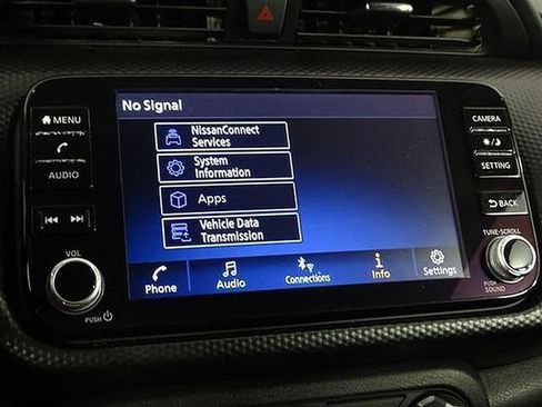 Used 2024 Nissan Kicks SV image 32