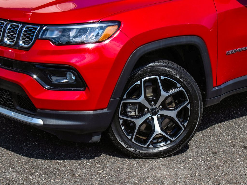Used 2025 Jeep Compass Limited AWD/4WD image 46