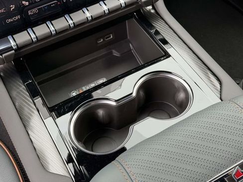 New 2026 GMC Yukon XL AT4 w/ AT4 Premium Plus Package image 11