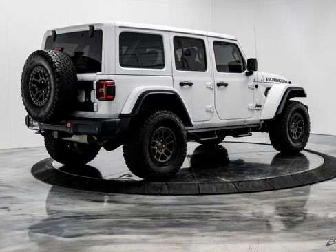 Used 2022 Jeep Wrangler Unlimited Rubicon w/ Xtreme Recon 35" Tire Package image 15