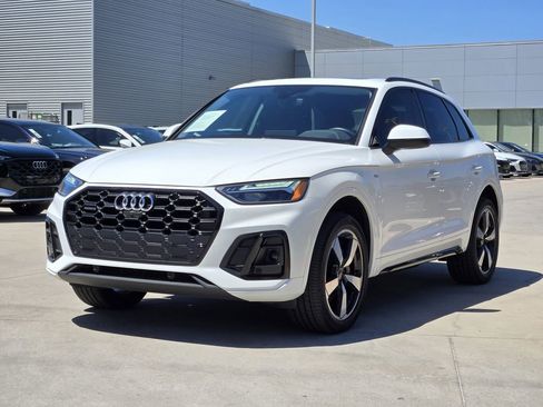 Certified 2023 Audi Q5 2.0T Premium Plus w/ Premium Plus Package image 6