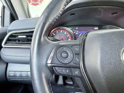 Used 2022 Toyota Camry XSE w/ Navigation Package image 14
