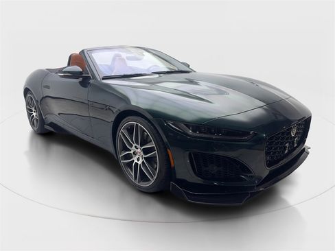 Used 2021 Jaguar F-TYPE Convertible image 4