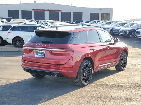 New 2026 Lincoln Corsair Premiere image 4